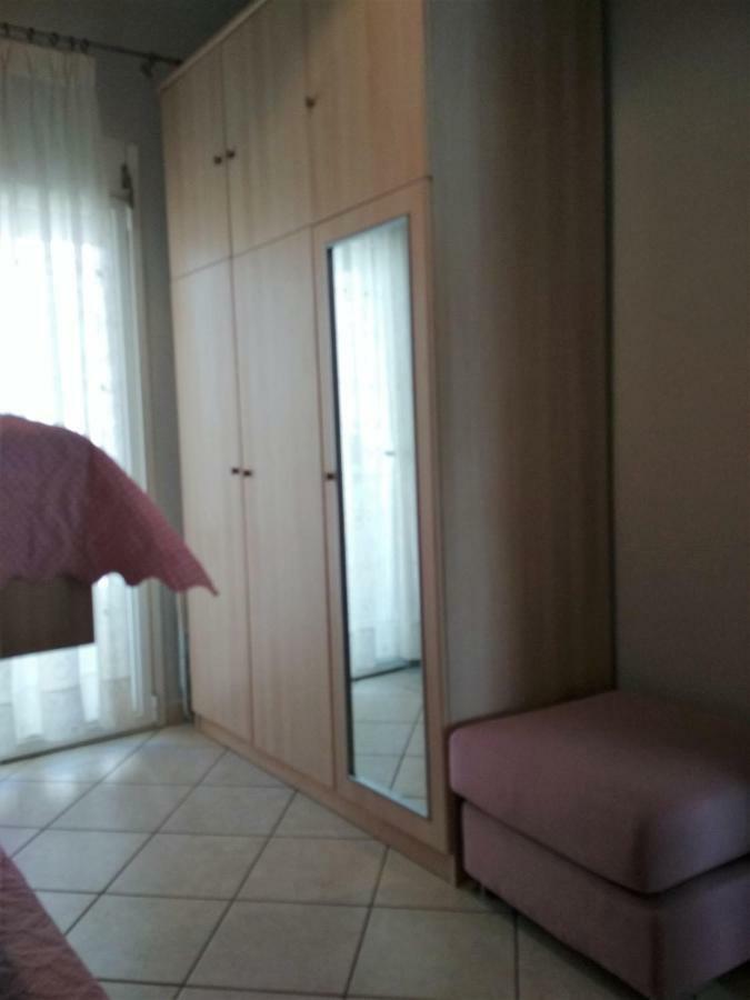 Luxury Sea View Apartment Ofrinion Luaran gambar