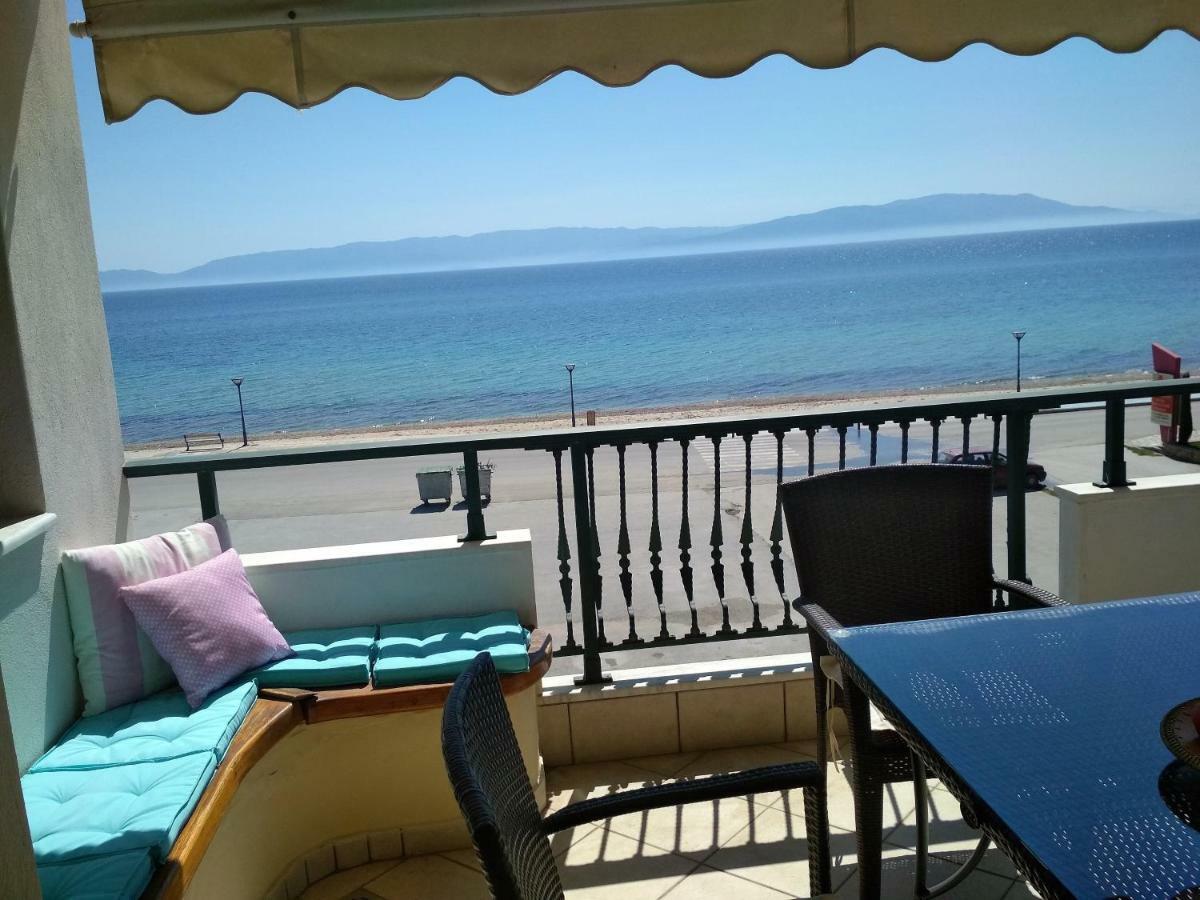Luxury Sea View Apartment Ofrinion Luaran gambar